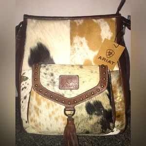 New Ariat Leather Shoulder Concealed Carry Purse